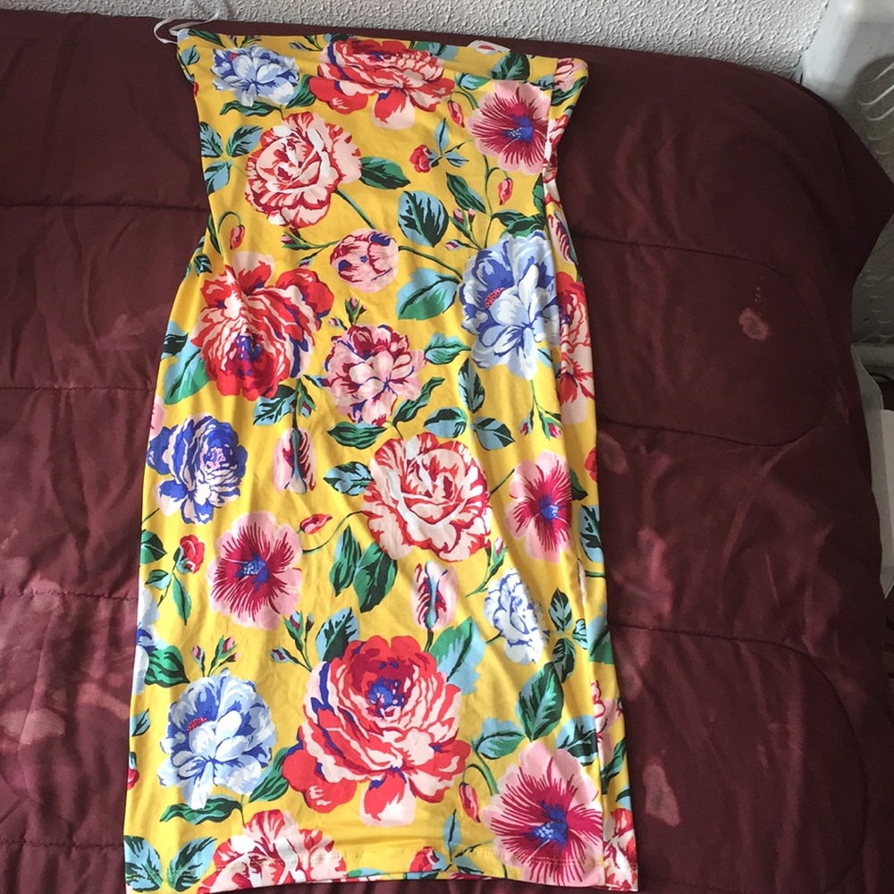 Yellow tube dress